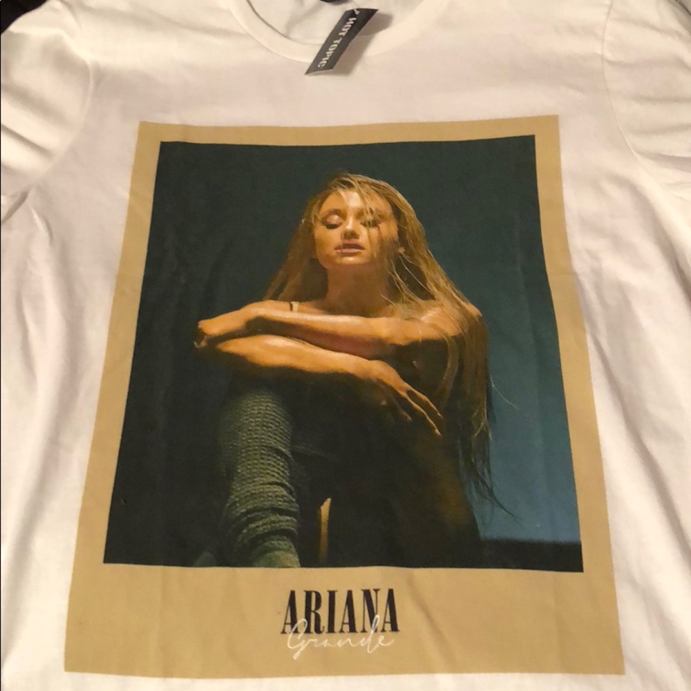 White Ariana Grande Tee with tags.